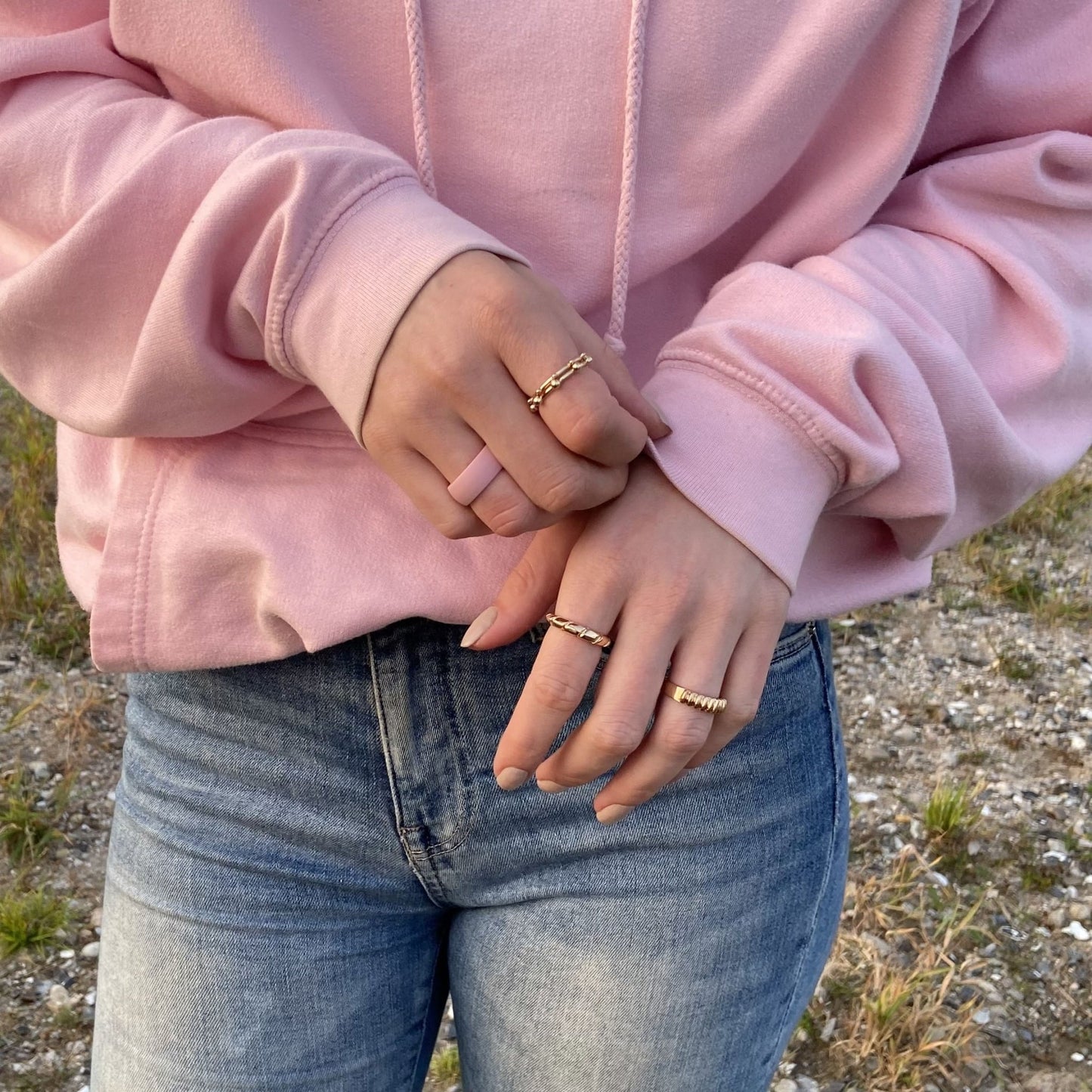 Chunky Rosa Dame Silikonering - NewRing - Silikonering i farverne: sort ring, hvid ring, lyserød ring, blå ring, grå ring i typerne: blød ring, herre ring, dame ring